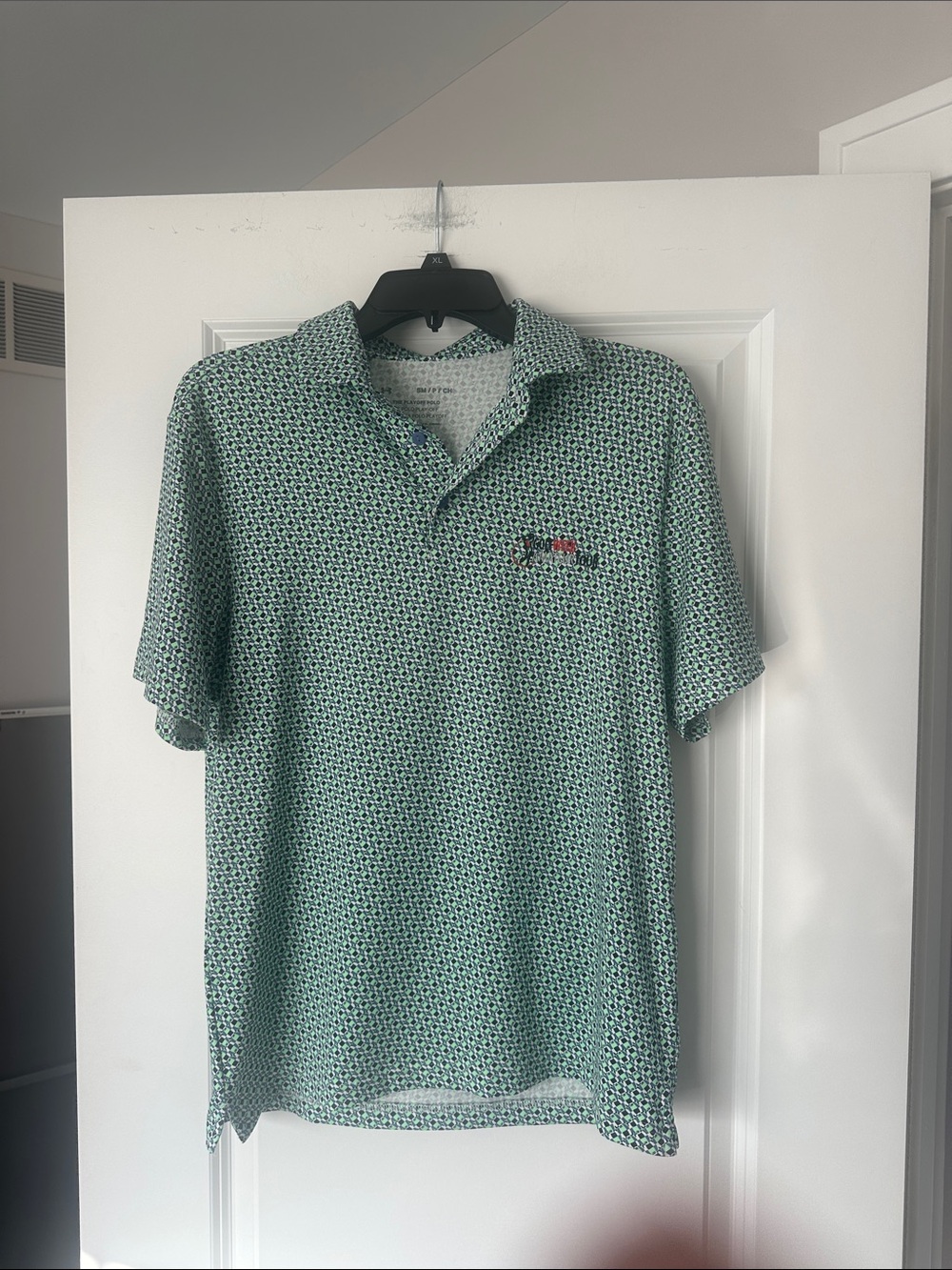 Men’s Under Armour Golf Shirt size S